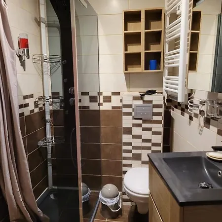 شقة Confortable 1er Etage Centre Netflix *
