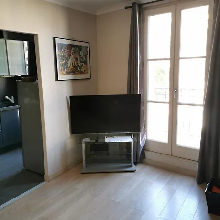 شقة Confortable 1er Etage Centre Netflix